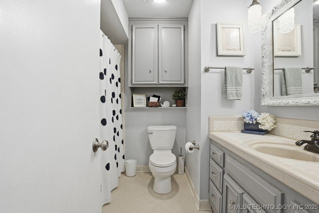 6715 E 95th Street, Tulsa, OK 74133