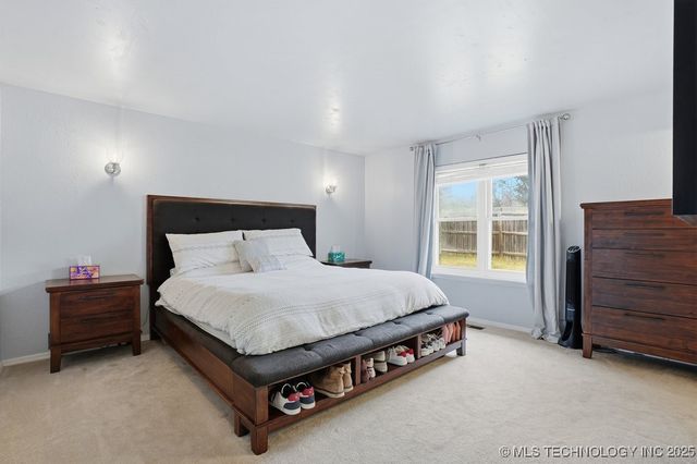 6715 E 95th Street, Tulsa, OK 74133