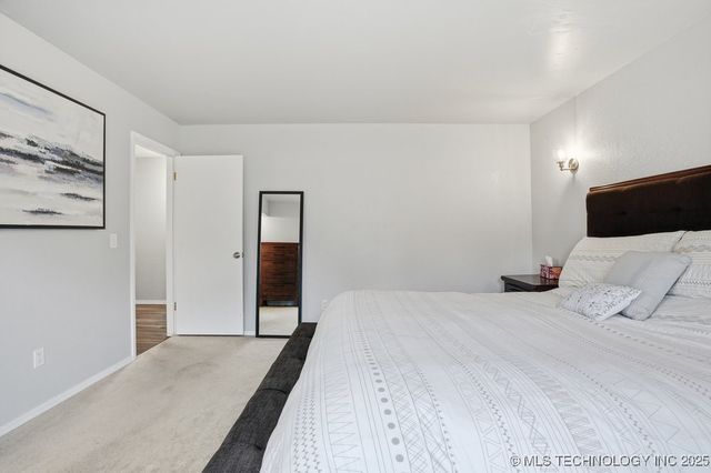 6715 E 95th Street, Tulsa, OK 74133