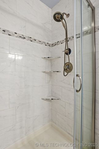 6715 E 95th Street, Tulsa, OK 74133