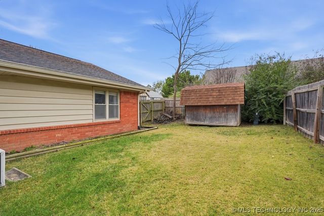 6715 E 95th Street, Tulsa, OK 74133