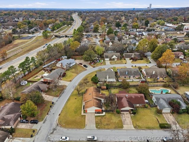 6715 E 95th Street, Tulsa, OK 74133