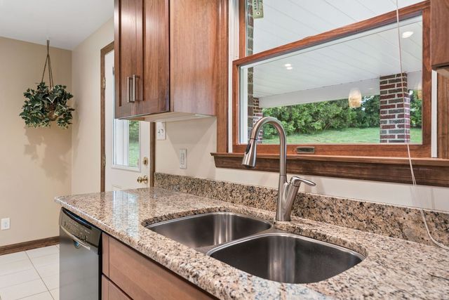 230 McNary STREET, Peters Twp, PA 15317