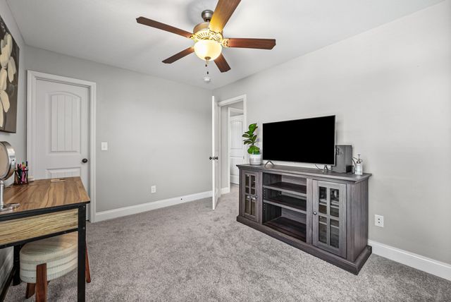 2114 Trophy Trce, Clarksville, TN 37040