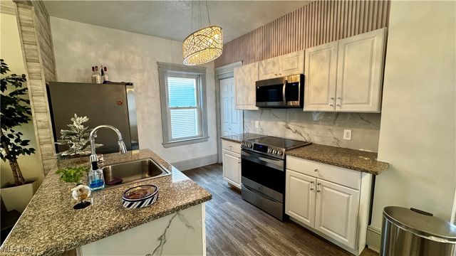 4001 E 54th Street, Cleveland, OH 44105