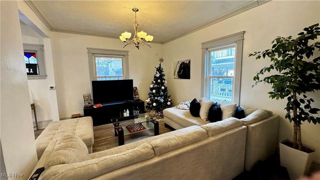 4001 E 54th Street, Cleveland, OH 44105