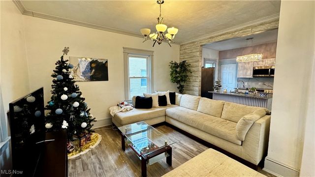 4001 E 54th Street, Cleveland, OH 44105