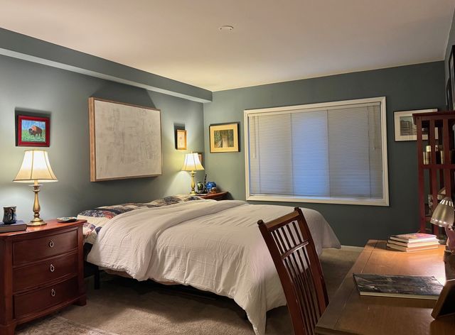 1325 PERRY Street 606, Des Plaines, IL 60016