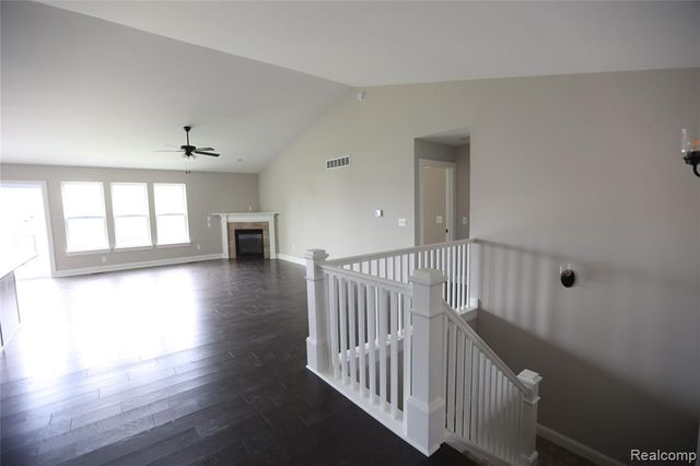 210 Canyon Creek Court 2, Howell, MI 48843