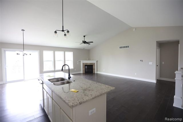 210 Canyon Creek Court 2, Howell, MI 48843