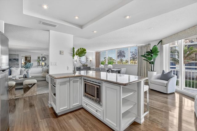 3015 S Ocean Boulevard 103, Highland Beach, FL 33487