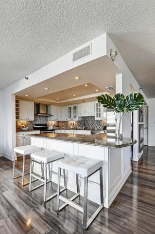 3015 S Ocean Boulevard 103, Highland Beach, FL 33487