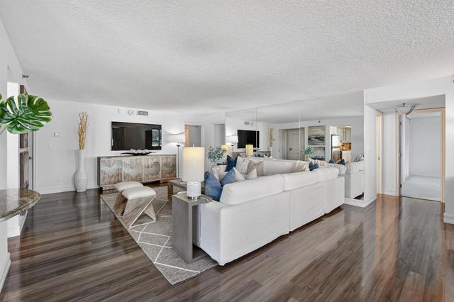 3015 S Ocean Boulevard 103, Highland Beach, FL 33487