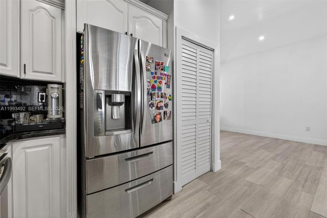 13758 SW 155th Ter, Miami, FL 33177