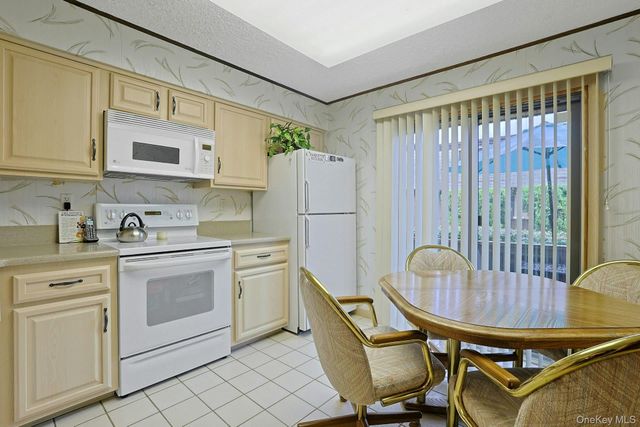 41 Heritage Drive A, New City, NY 10956