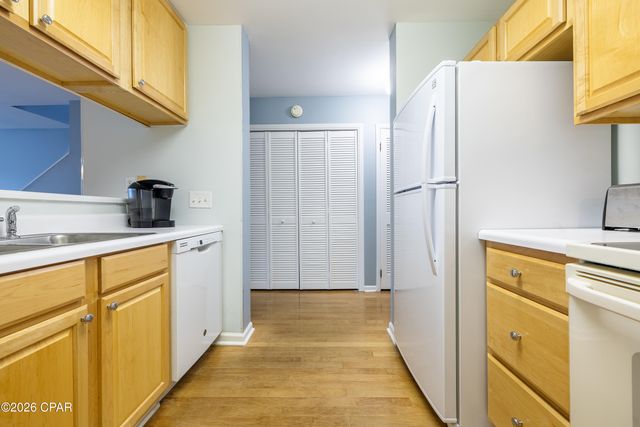 6215 Thomas Drive 121, Panama City, FL 32408