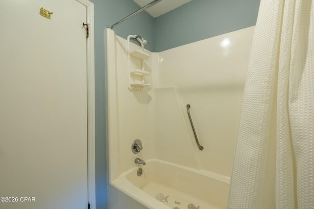 6215 Thomas Drive 121, Panama City, FL 32408