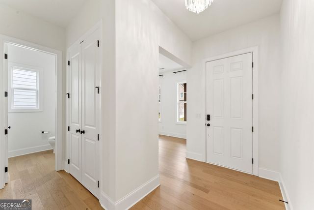 303 Tillman Pass, Woodstock, GA 30188