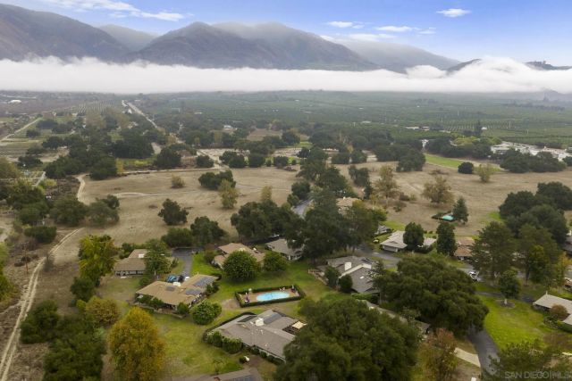 15439 Still Brook Ln, Pauma Valley, CA 92061