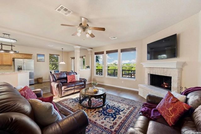 17132 Bandera Rd, Helotes, TX 78023
