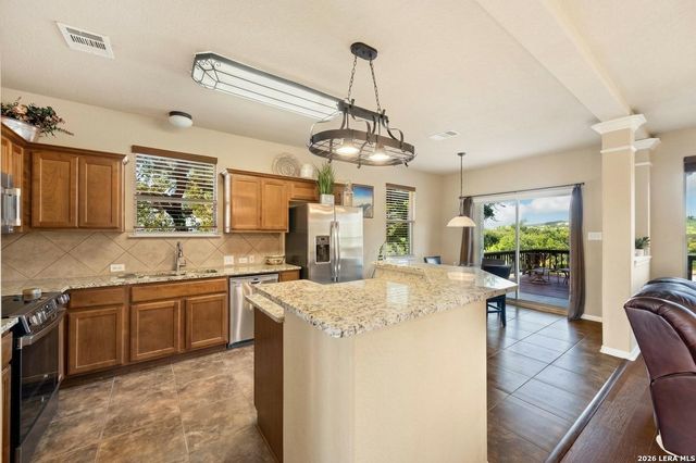 17132 Bandera Rd, Helotes, TX 78023