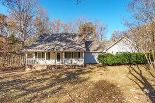 1065 Rollingwood Drive, Claremont, NC 28610
