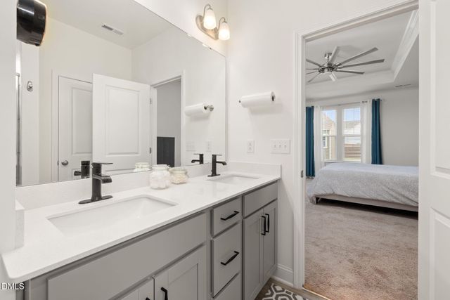852 Golden Plum Lane, Zebulon, NC 27597