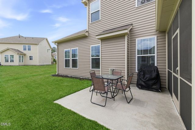 852 Golden Plum Lane, Zebulon, NC 27597
