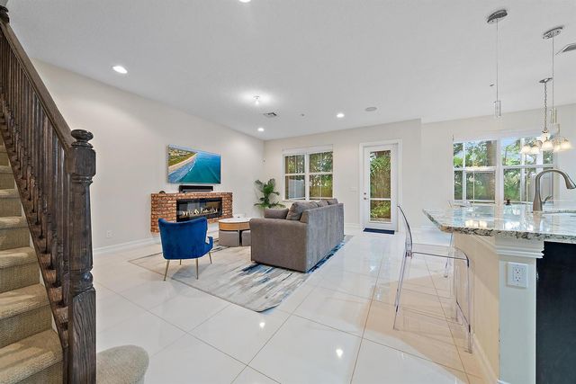 1843 Juno Landing Lane, North Palm Beach, FL 33408