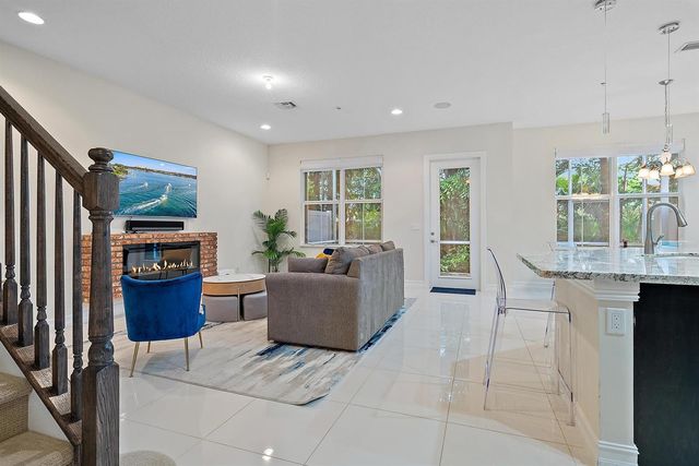 1843 Juno Landing Lane, North Palm Beach, FL 33408