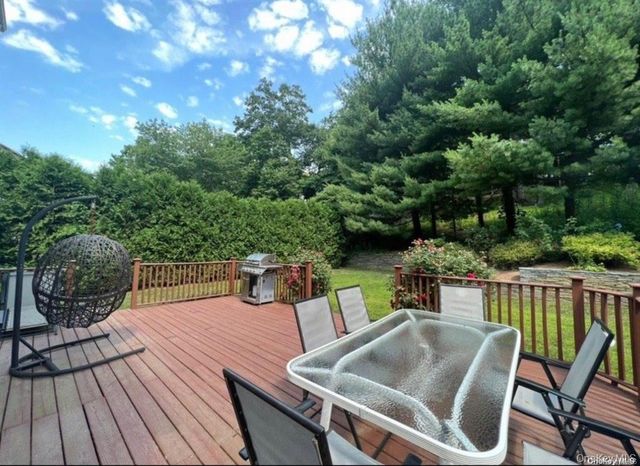 73 Abbott Drive, Halesite, NY 11743
