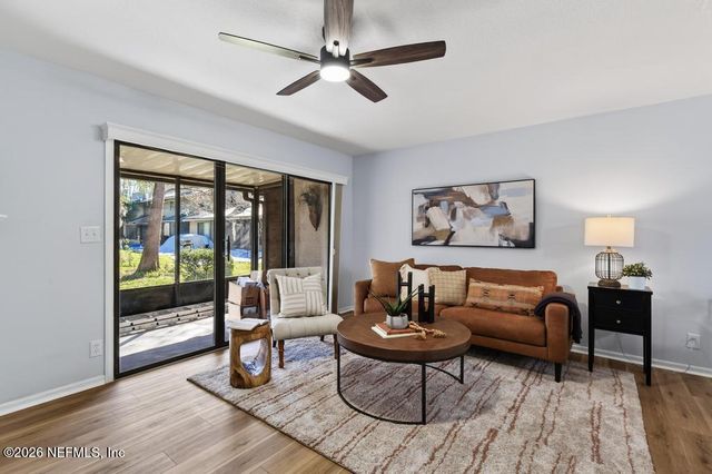 7701 BAYMEADOWS Circle W 1093, Jacksonville, FL 32256