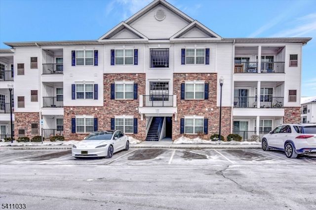 715 Stiller Ln 715, Monroe Twp., NJ 08831