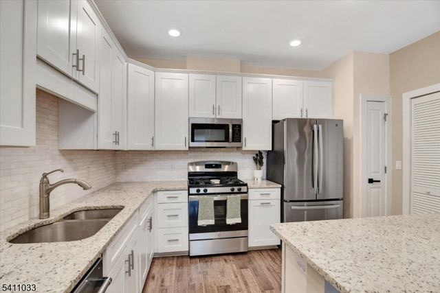 715 Stiller Ln 715, Monroe Twp., NJ 08831