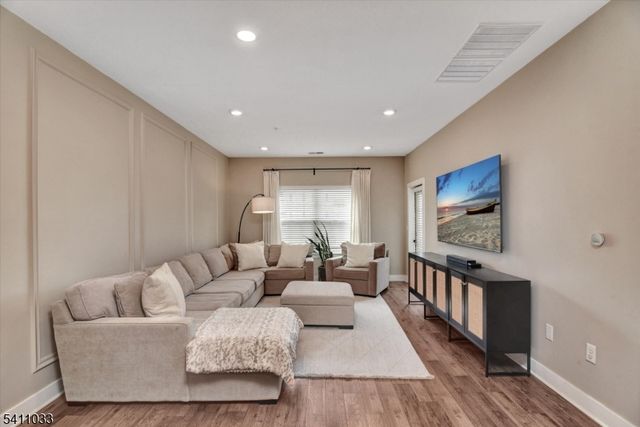 715 Stiller Ln 715, Monroe Twp., NJ 08831