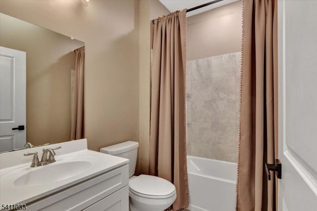 715 Stiller Ln 715, Monroe Twp., NJ 08831