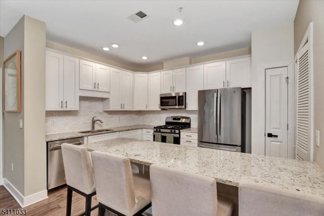 715 Stiller Ln 715, Monroe Twp., NJ 08831