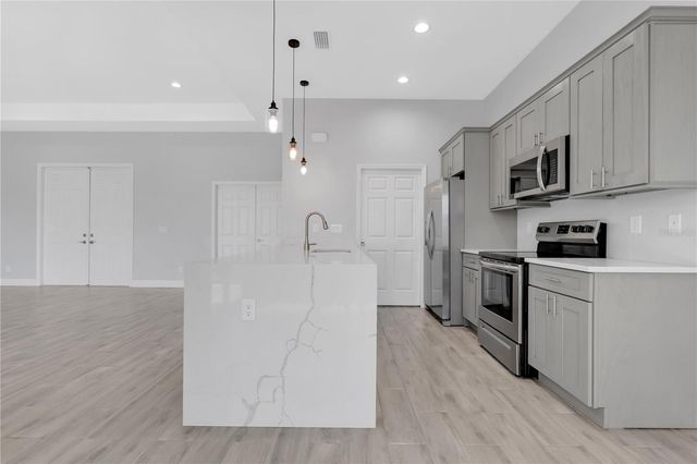 1306 NE 2ND AVENUE, Cape Coral, FL 33909