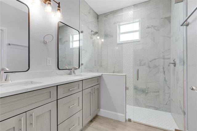 1306 NE 2ND AVENUE, Cape Coral, FL 33909