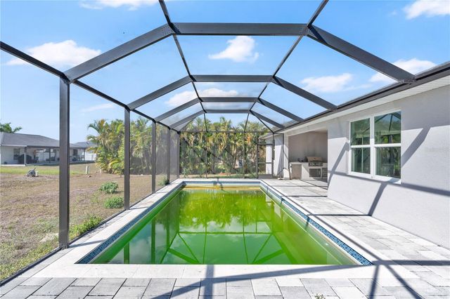 1306 NE 2ND AVENUE, Cape Coral, FL 33909