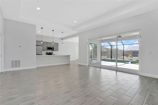 1306 NE 2ND AVENUE, Cape Coral, FL 33909