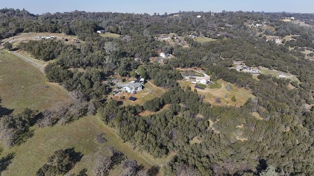 4121 Voyager Way, Shingle Springs, CA 95682