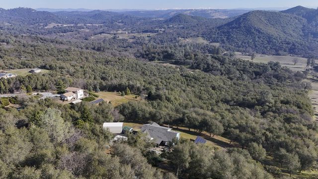 4121 Voyager Way, Shingle Springs, CA 95682