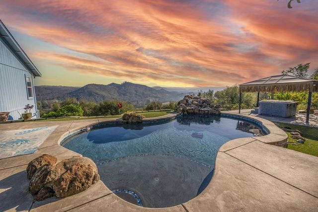 4121 Voyager Way, Shingle Springs, CA 95682