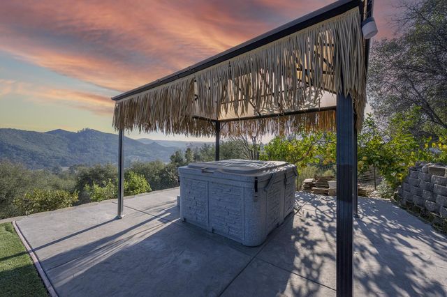 4121 Voyager Way, Shingle Springs, CA 95682