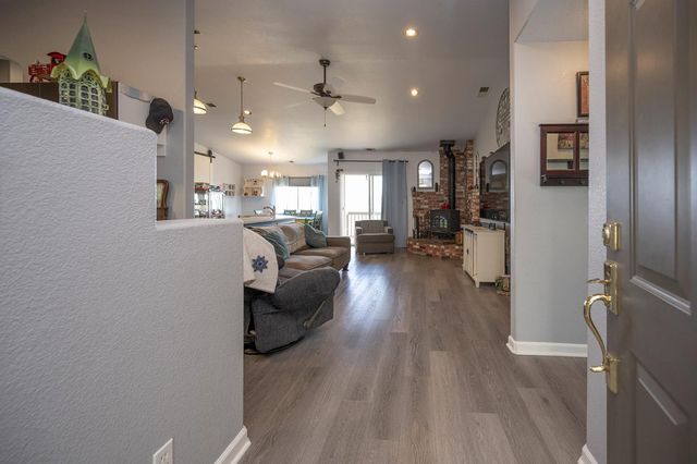 4121 Voyager Way, Shingle Springs, CA 95682