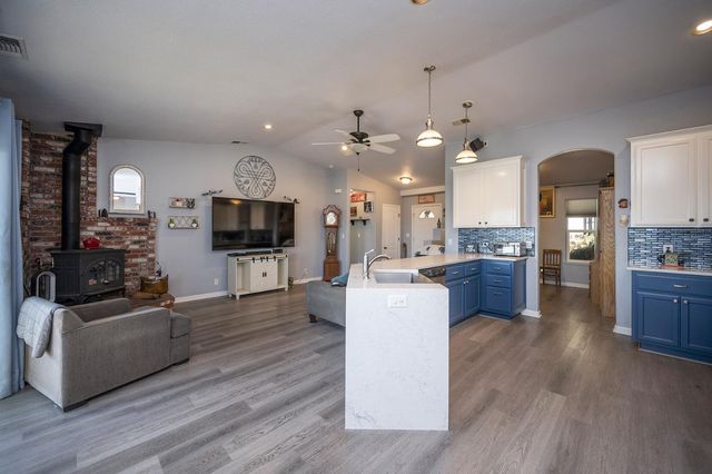 4121 Voyager Way, Shingle Springs, CA 95682