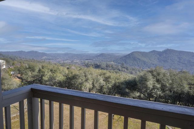 4121 Voyager Way, Shingle Springs, CA 95682