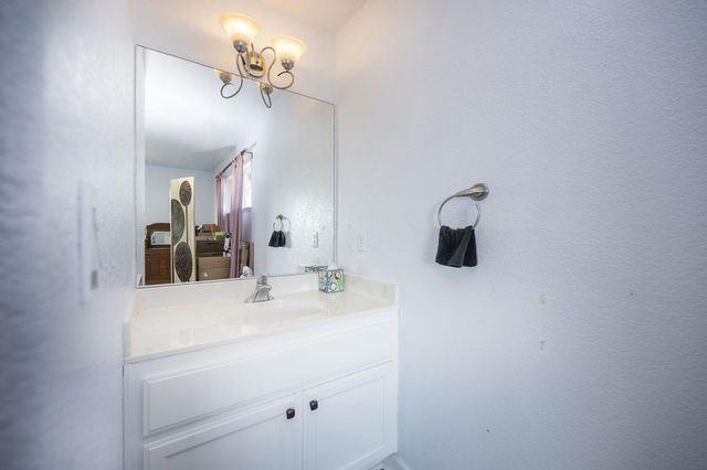 4121 Voyager Way, Shingle Springs, CA 95682