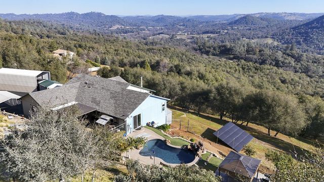 4121 Voyager Way, Shingle Springs, CA 95682